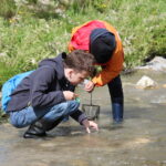 Schulbesuch-Wasser_c-Monica-Sanesi